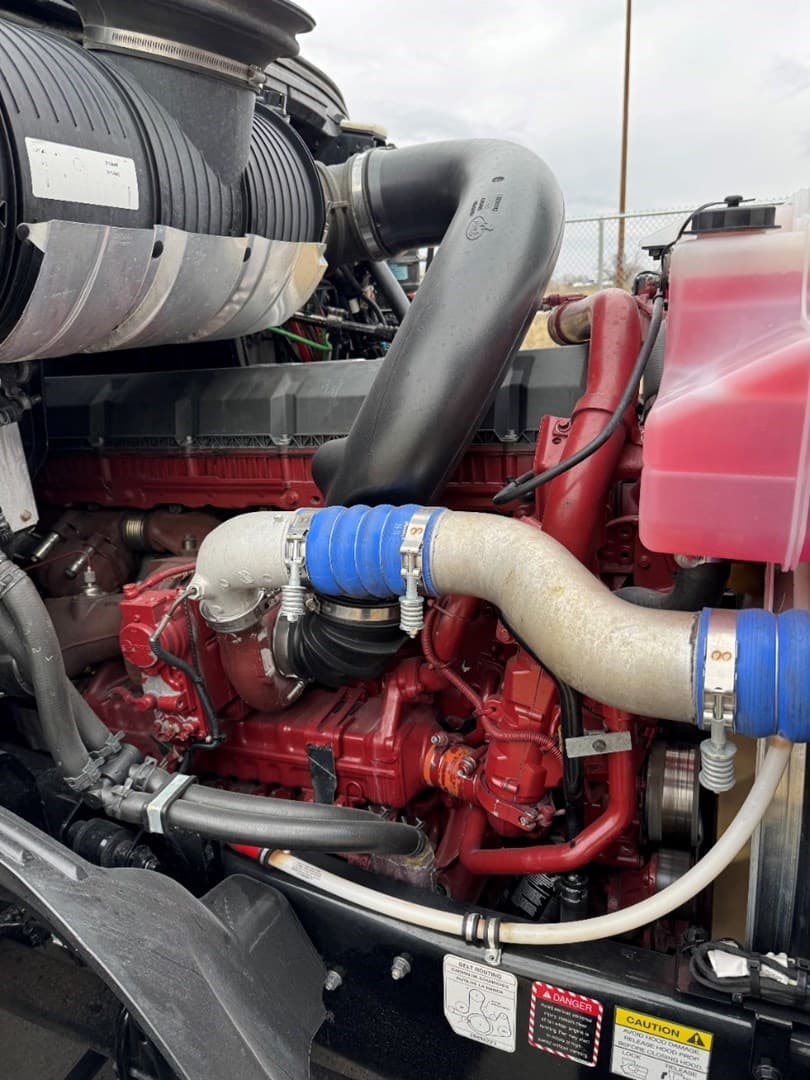 2020 Mack Anthem in Carroll, IA — photo 10